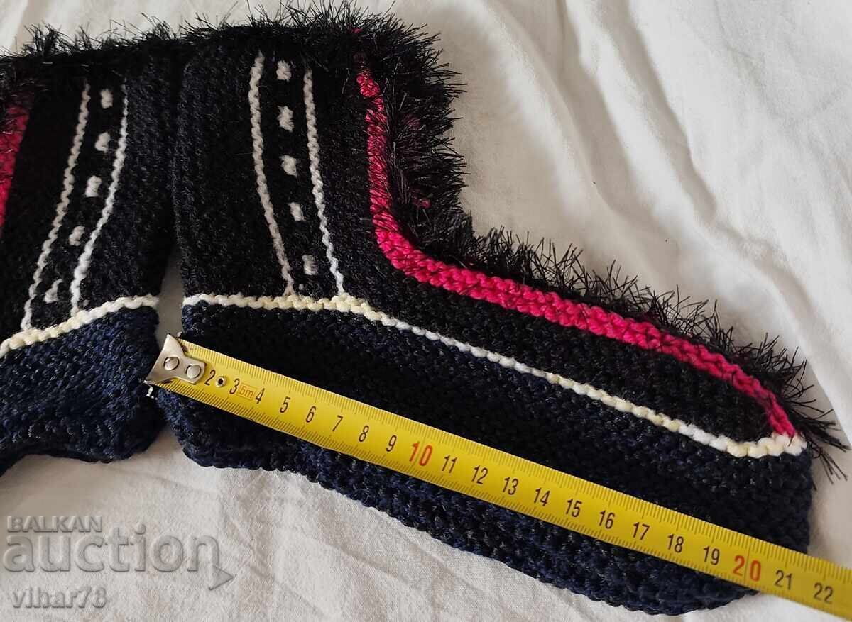 Șosete de lână cu preț € 15.33 | 29.98 BGN