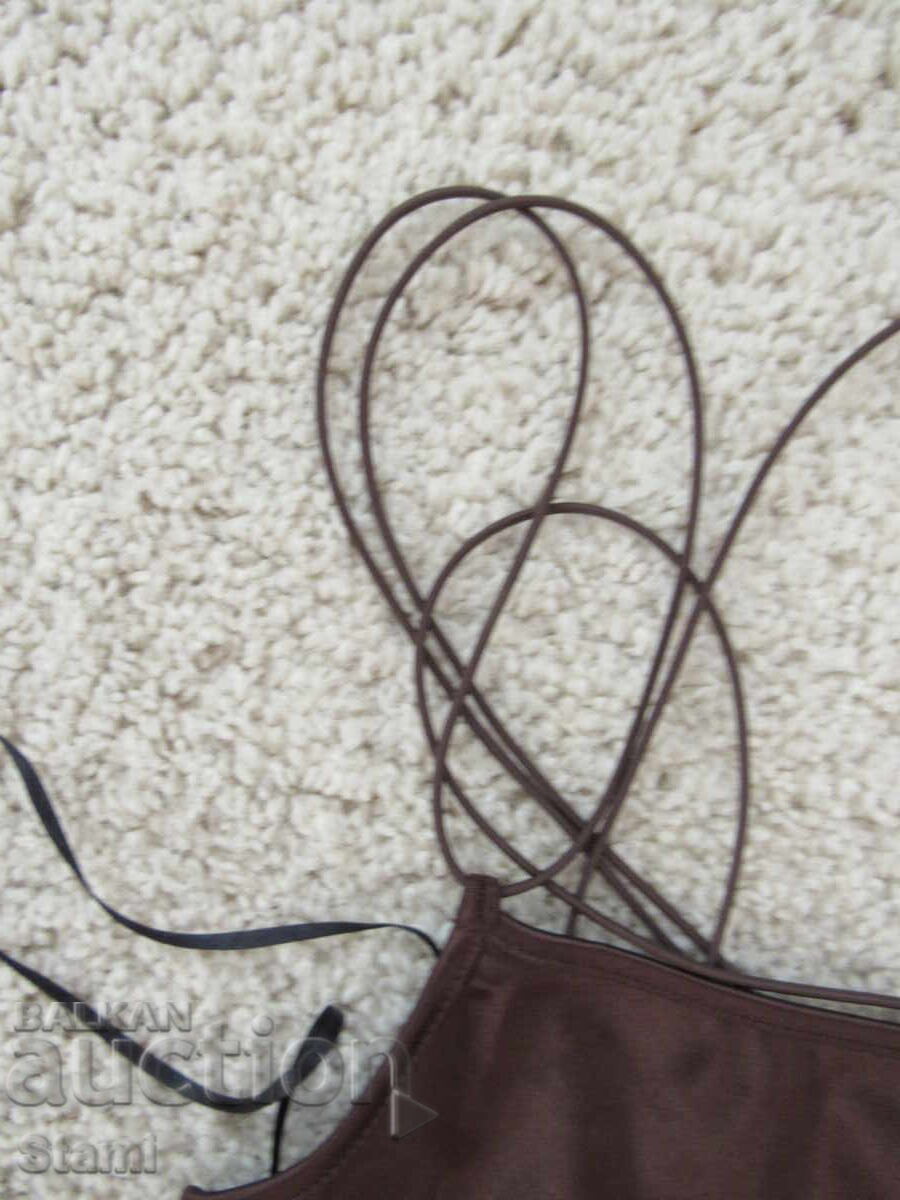 Rochie elastică scurtă cu bretele H&M, culoarea cafea, mărimea M cu preț 11.00 BGN | € 5.62