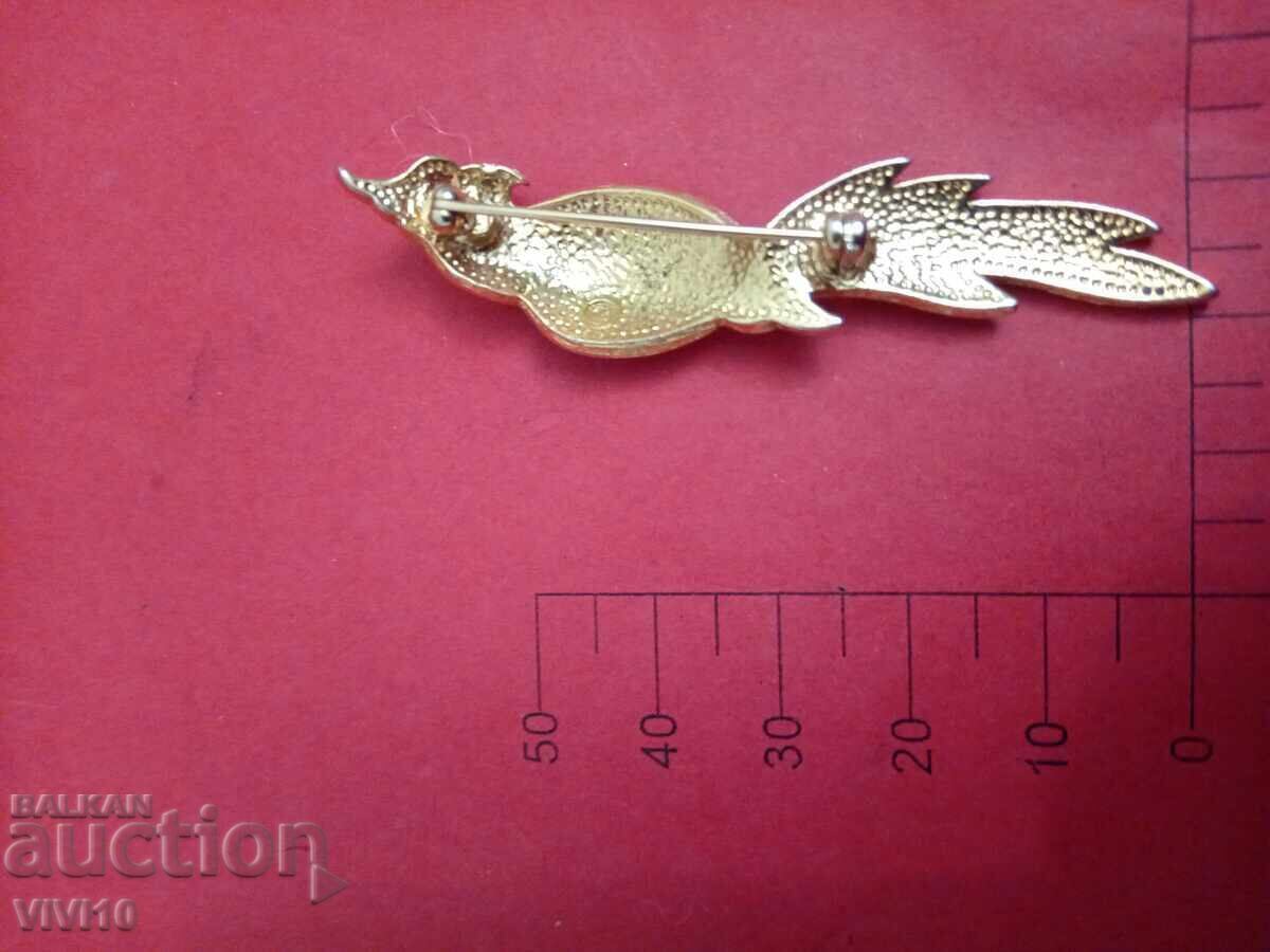 Antique enamel brooch with stones with price € 20.45 | 40.00 BGN Antique enamel brooch with stones with price € 20.45 | 40.00 BGN