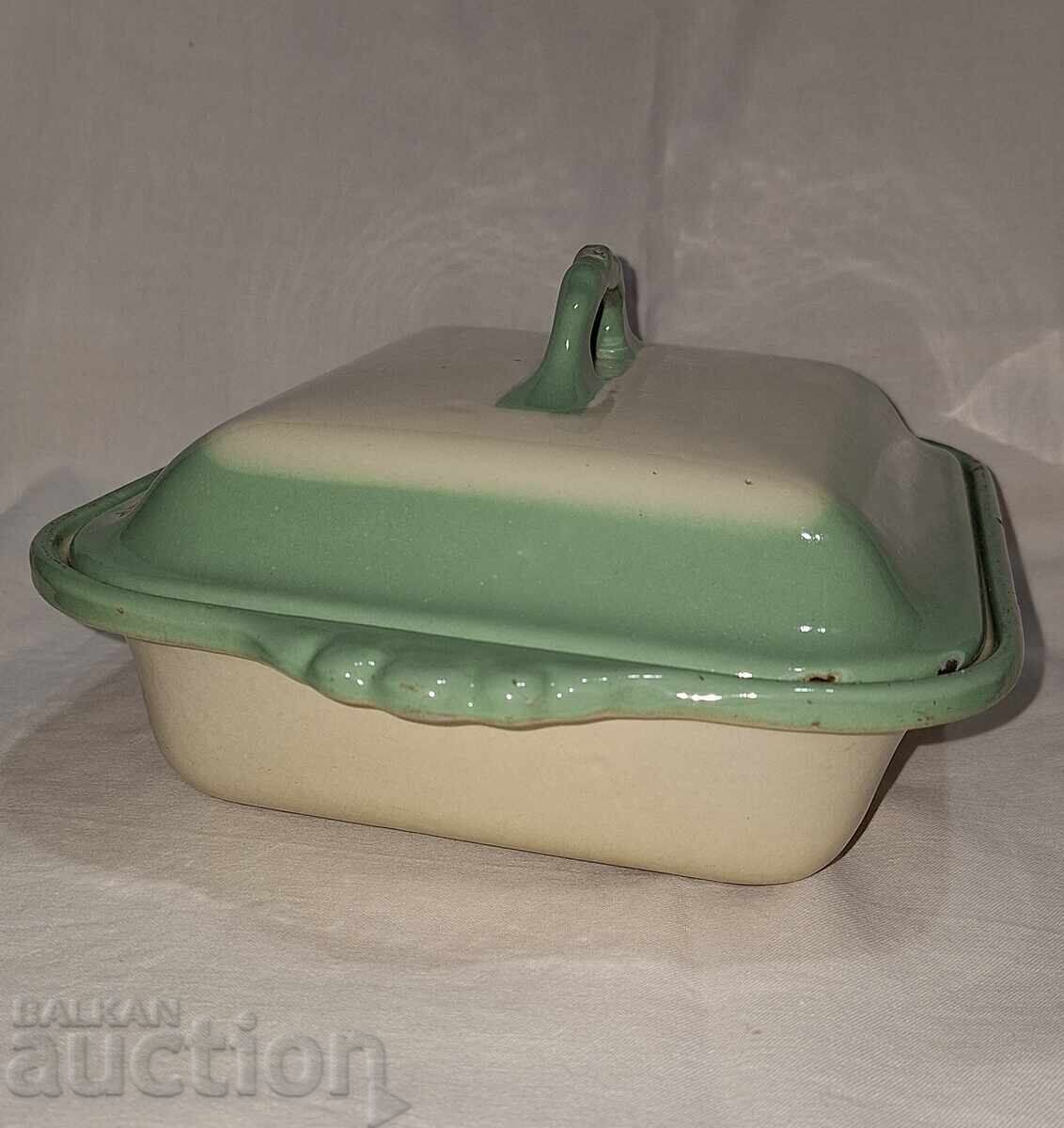 Аукцион Винтидж марков чугунен емайлиран съд за печене с капак Аукцион Винтидж марков чугунен емайлиран съд за печене с капак