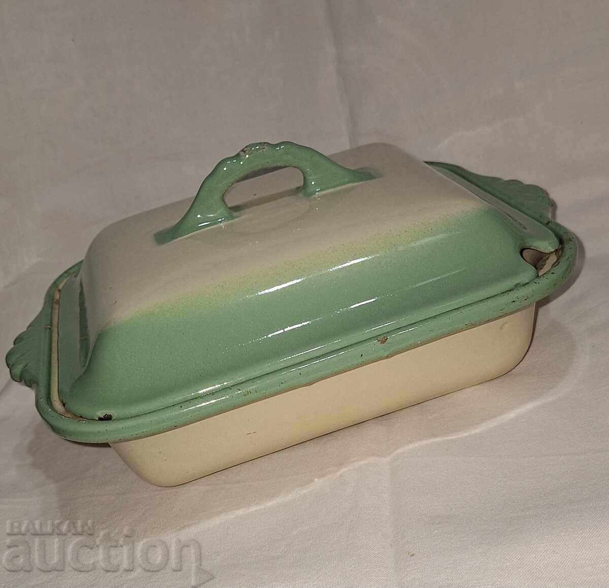 Винтидж марков чугунен емайлиран съд за печене с капак Винтидж марков чугунен емайлиран съд за печене с капак