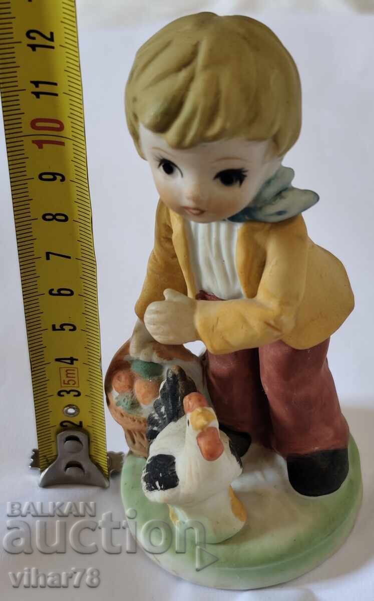 figura cu preț 24.99 BGN | € 12.78