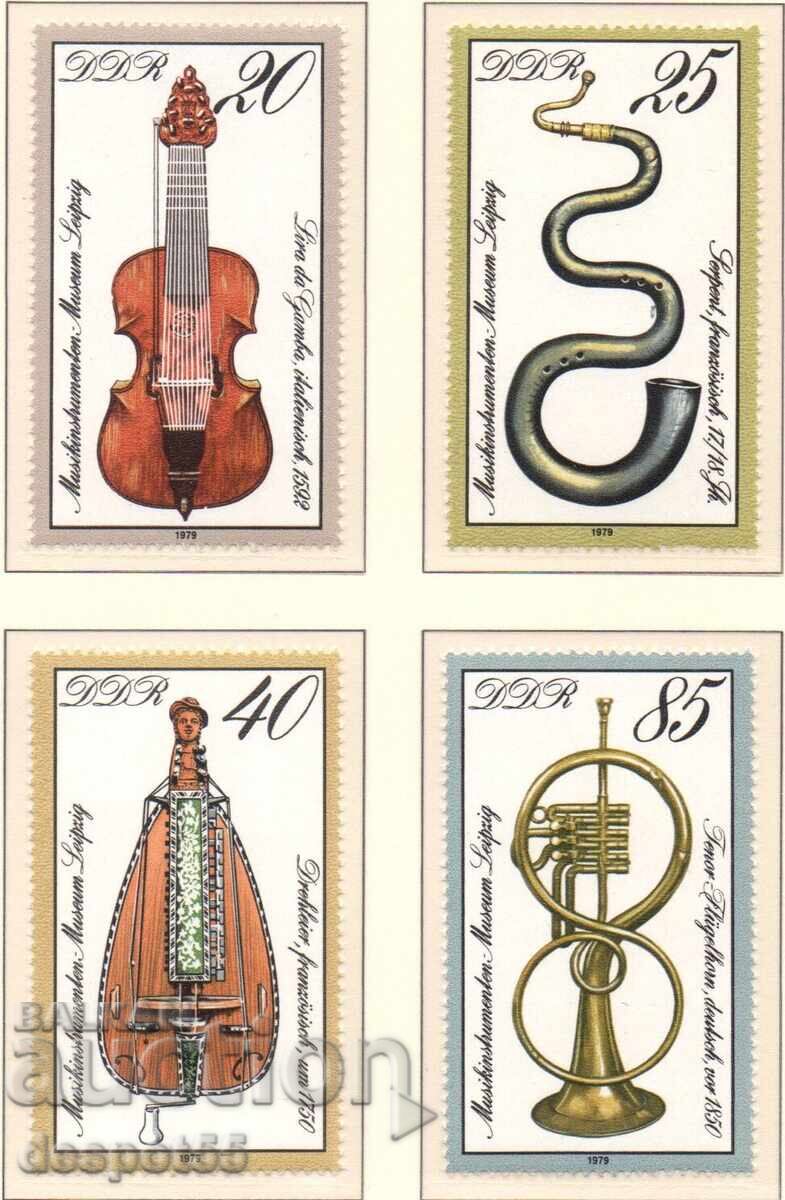 1979. RDG. Instrumente muzicale