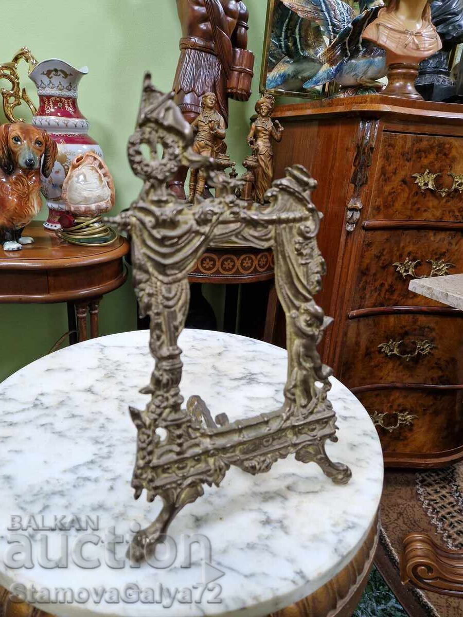 Доставка на Стара страхотна антикварна бронзова поставка за снимки