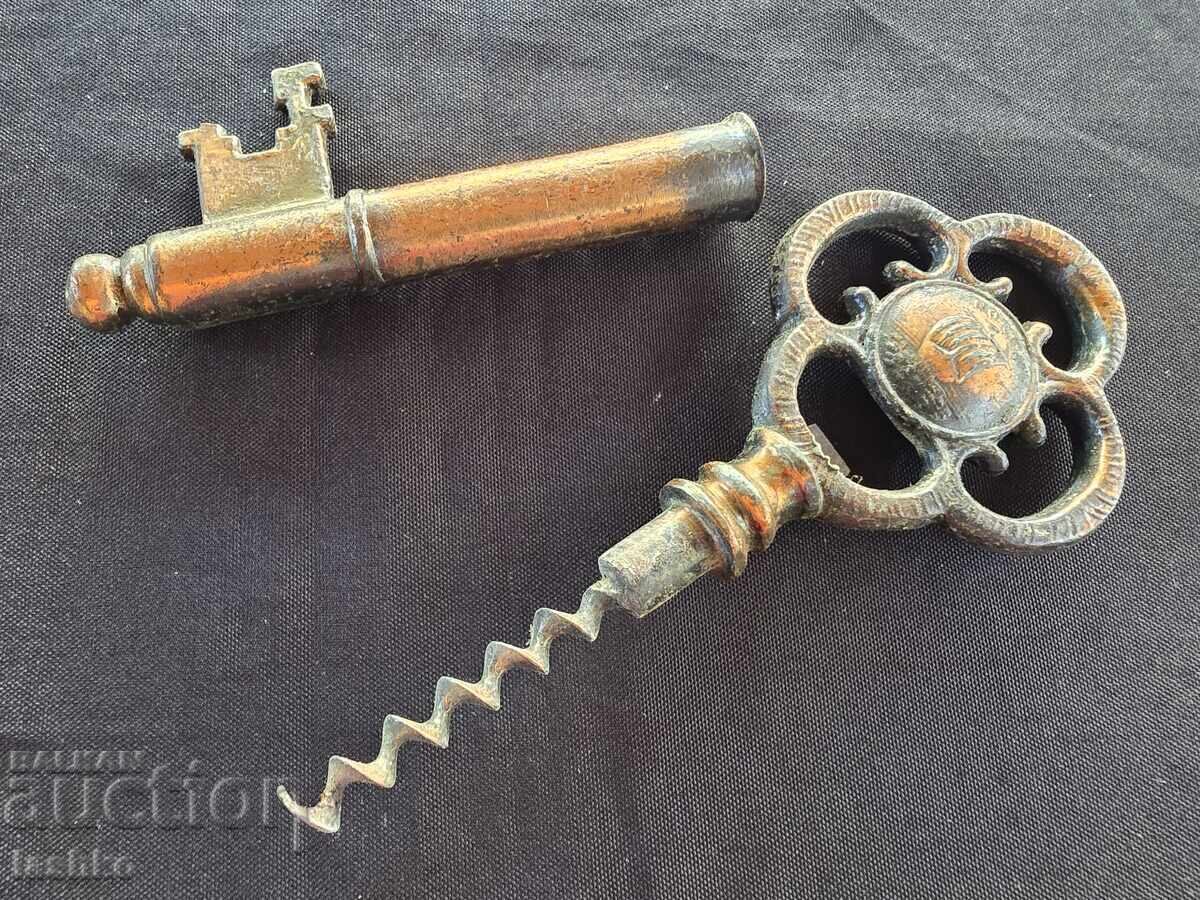 Old corkscrew, bottle opener - 5