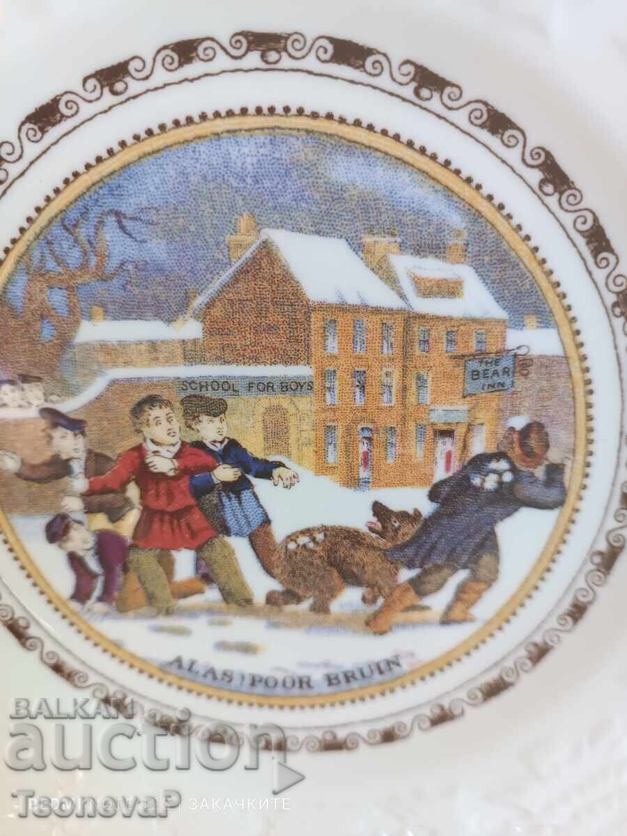 Decorative porcelain plate by COALPORT with price 15.00 BGN | € 7.67