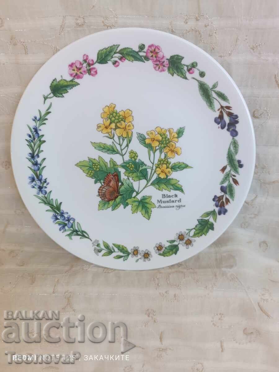 Decorative porcelain plate by Royal Worcester
