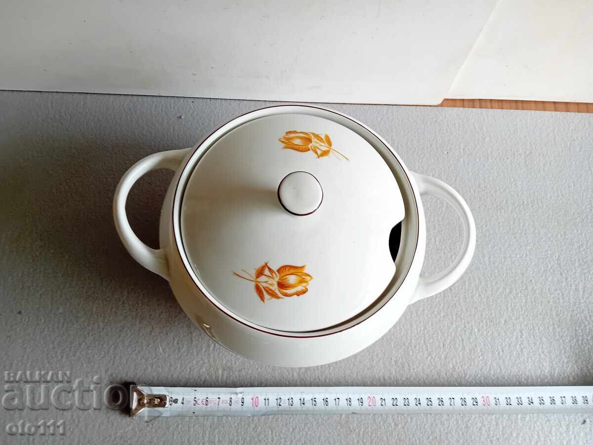 СТАР ПОРЦЕЛАНОВ СУПНИК с цена 10.00 лв. | € 5.11