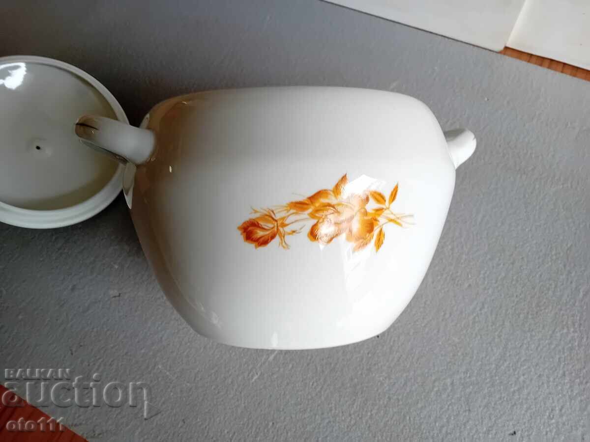 Delivery of STAR PORCELAIN SOUP TUREEN