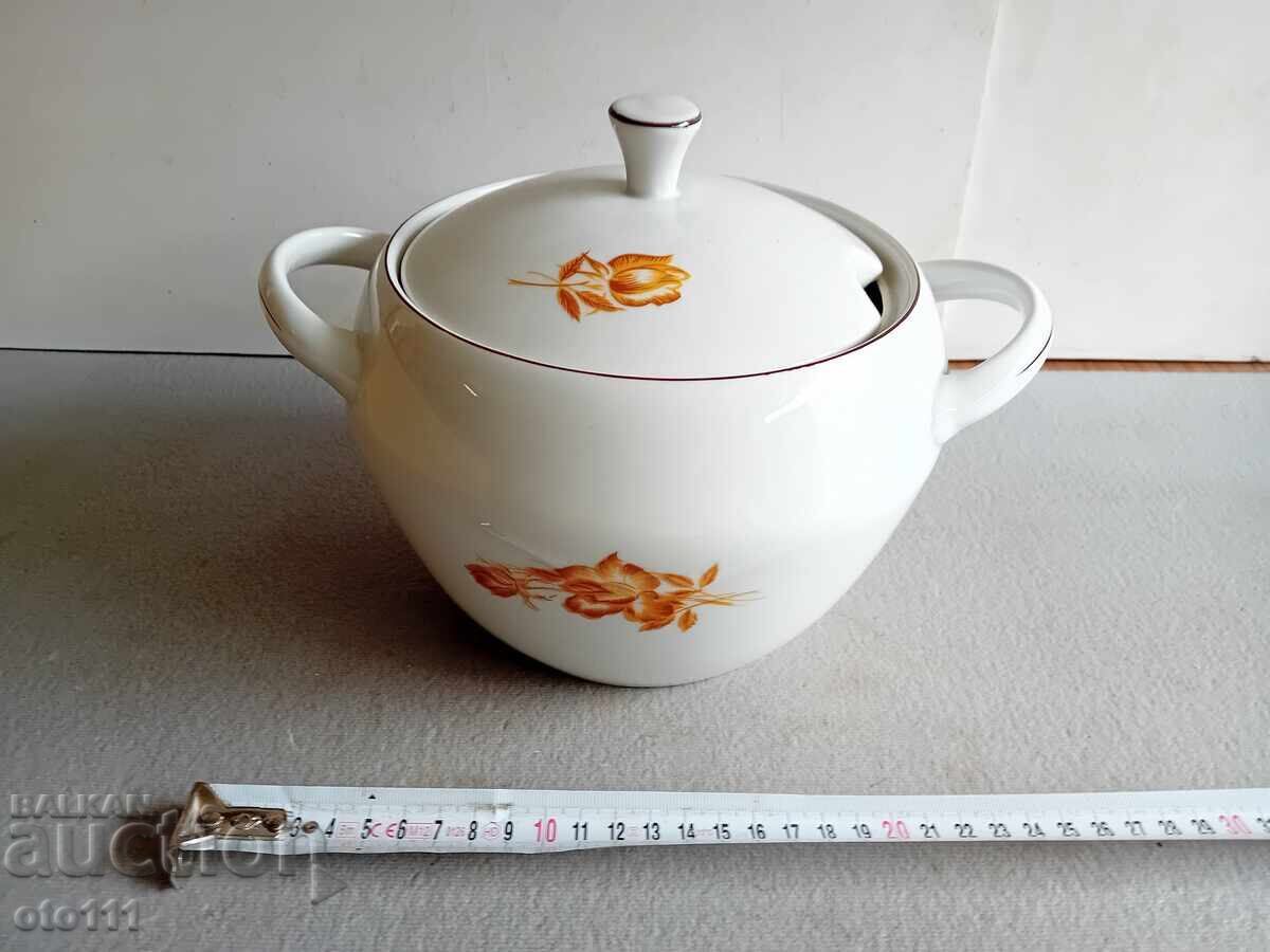 STAR PORCELAIN SOUP TUREEN