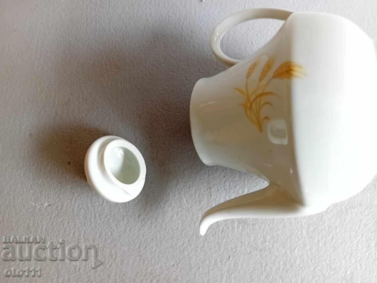 Livrarea CANĂ DIN PORȚELAN VECHE