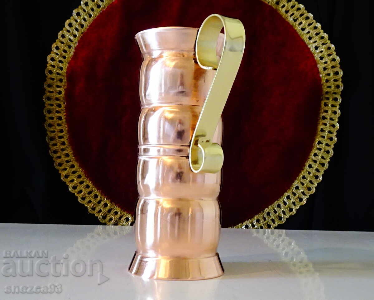 Δημοπρασία Χάλκινο ποτήρι κρασιού, εξαιρετικά βαρύ 320 γρ