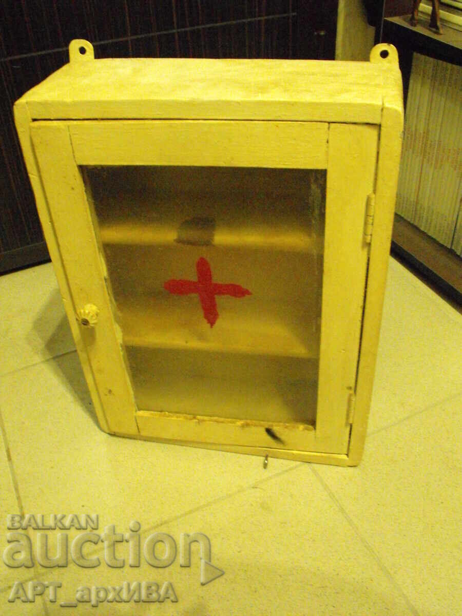 Ντουλάπι για οικιακό φαρμακείο,