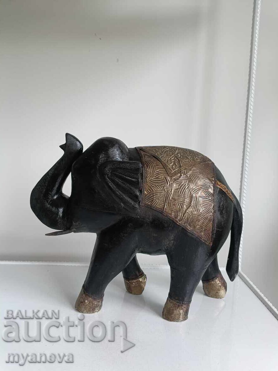 Elefant, simbol al forței, norocului și longevității Elefant, simbol al forței, norocului și longevității