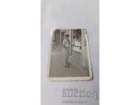 Снимка София Мъж на тротоара