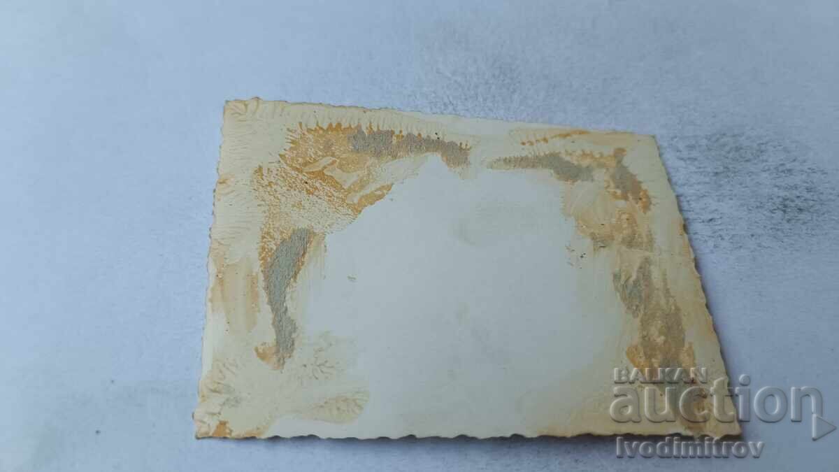 Φωτογραφία Νεαροί άνδρες στη θάλασσα με τιμή 2.45 BGN | € 1.25