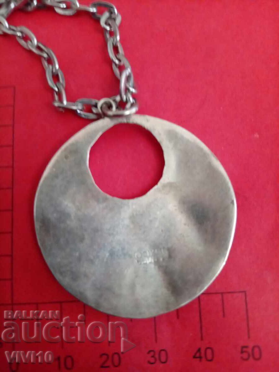 Auction  Antique Enamel and Mother-of-Pearl Necklace