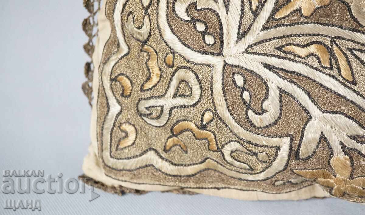 19th Century Ottoman Turkish Hand-Embroidered Pillow Gold Threads - 5
