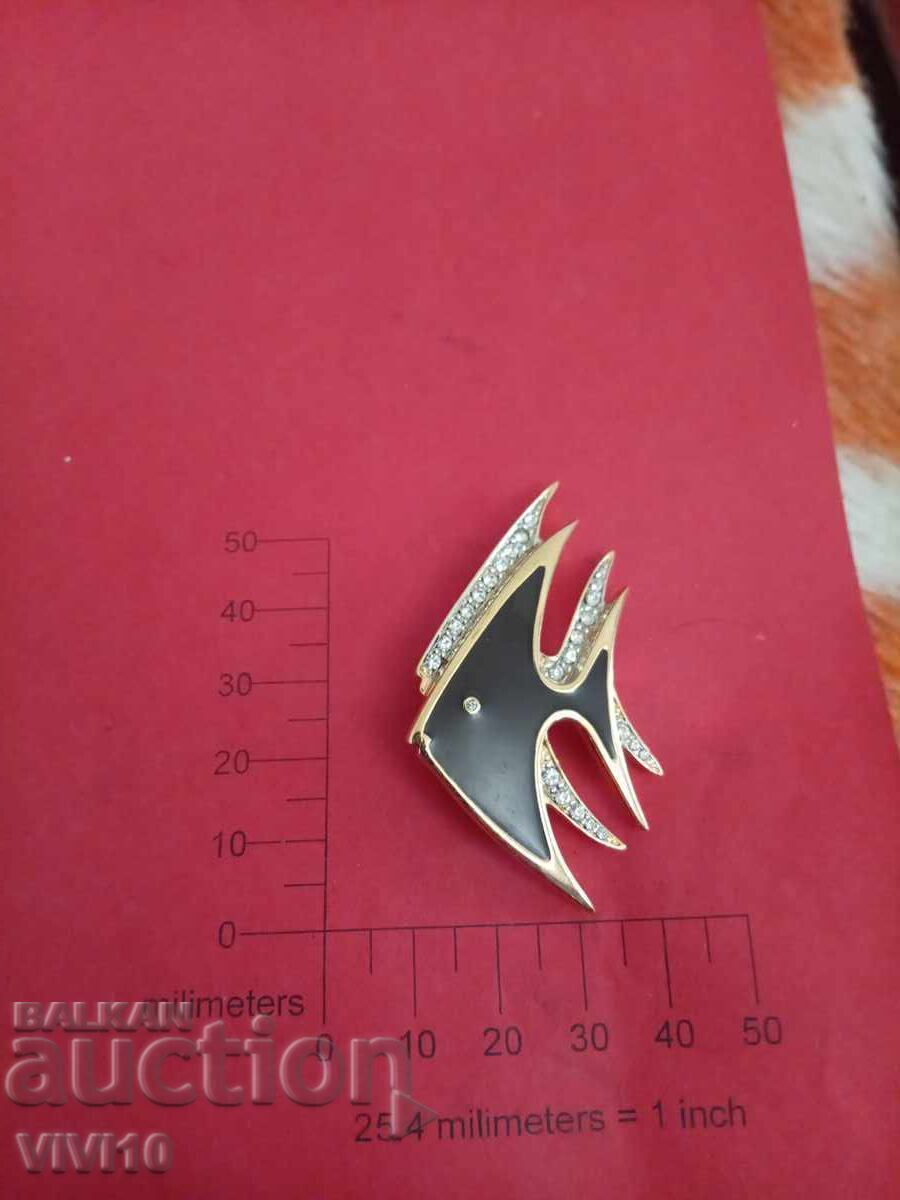 Antique brooch enamel and stones