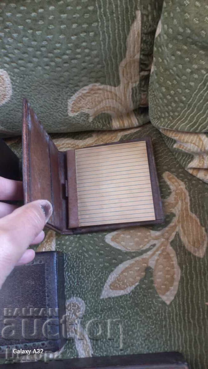 Βασιλικά Δερμάτινα Είδη για Γραφείο - 5 Βασιλικά Δερμάτινα Είδη για Γραφείο - 5