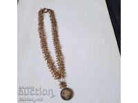 Bijuterie veche din duble cu monedă de argint