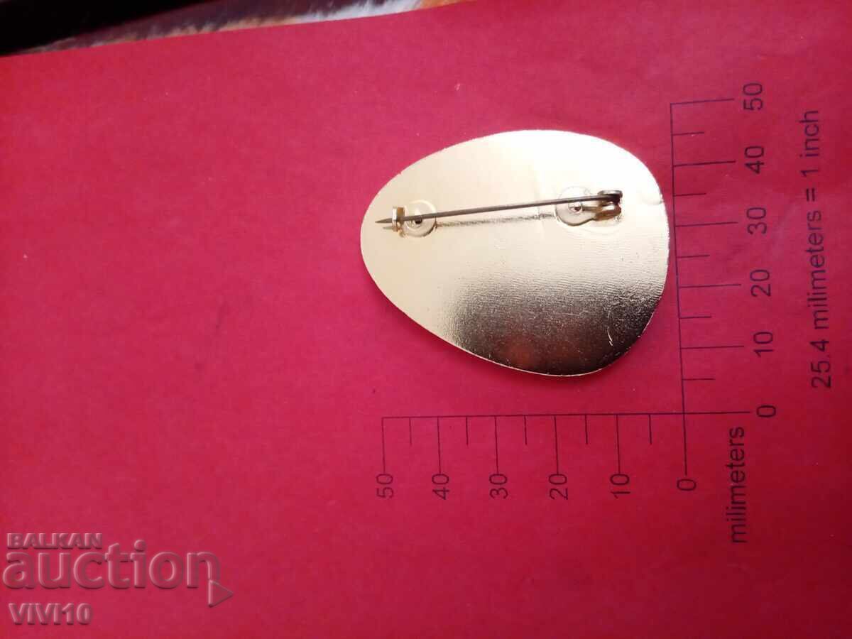 Αντίκα καρφίτσα σμάλτου με τιμή 30.00 BGN | € 15.34