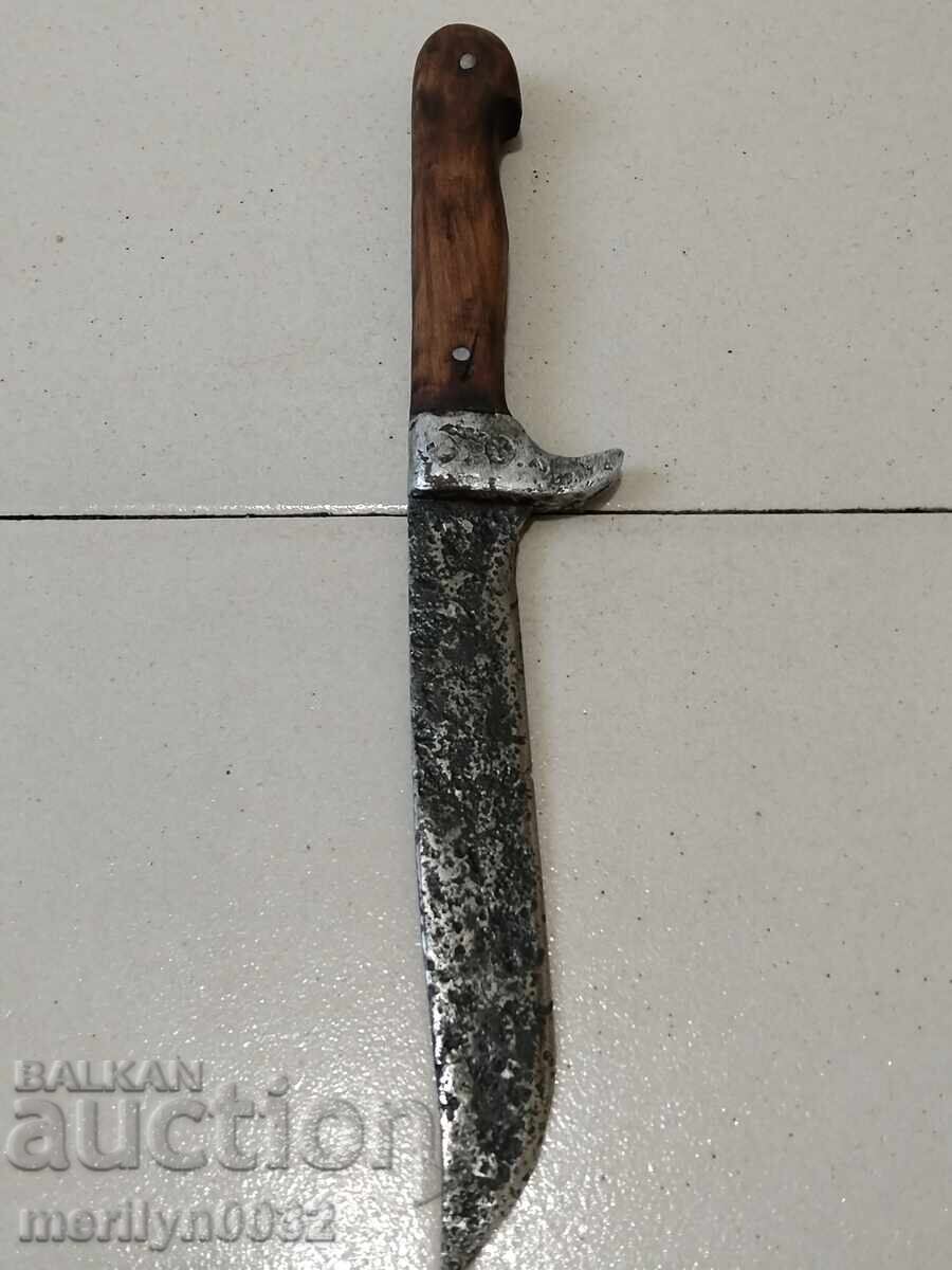 Δημοπρασία Παλιό μαχαίρι με φρουρά και αυλάκι, χωρίς θήκη Δημοπρασία Παλιό μαχαίρι με φρουρά και αυλάκι, χωρίς θήκη