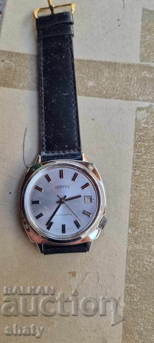 Ceas elvețian vechi Ceas elvețian vechi