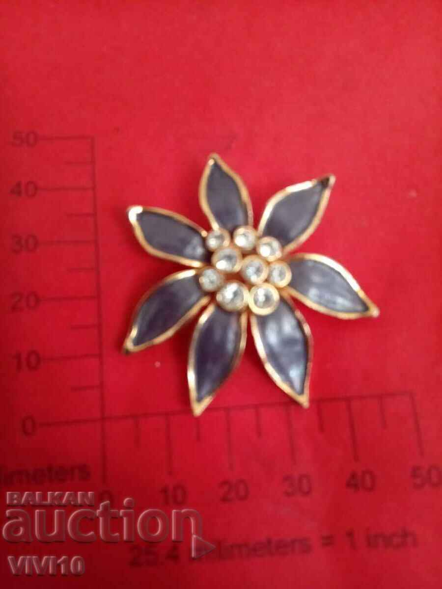 Αντίκα καρφίτσα σμάλτου Αντίκα καρφίτσα σμάλτου