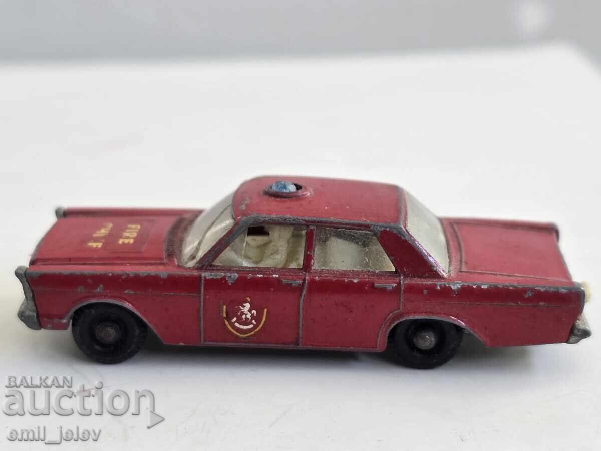 Matchbox Moko Lesney Nr.59C Ford Galaxy Fire Chief Car 1966 cu preț 14.99 BGN | € 7.66 Matchbox Moko Lesney Nr.59C Ford Galaxy Fire Chief Car 1966 cu preț 14.99 BGN | € 7.66