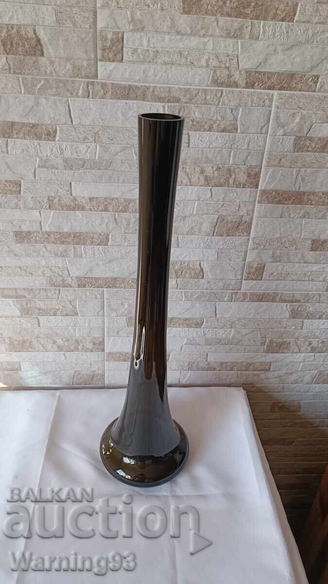 Delivery of Large glass vase - dark green - 53cm