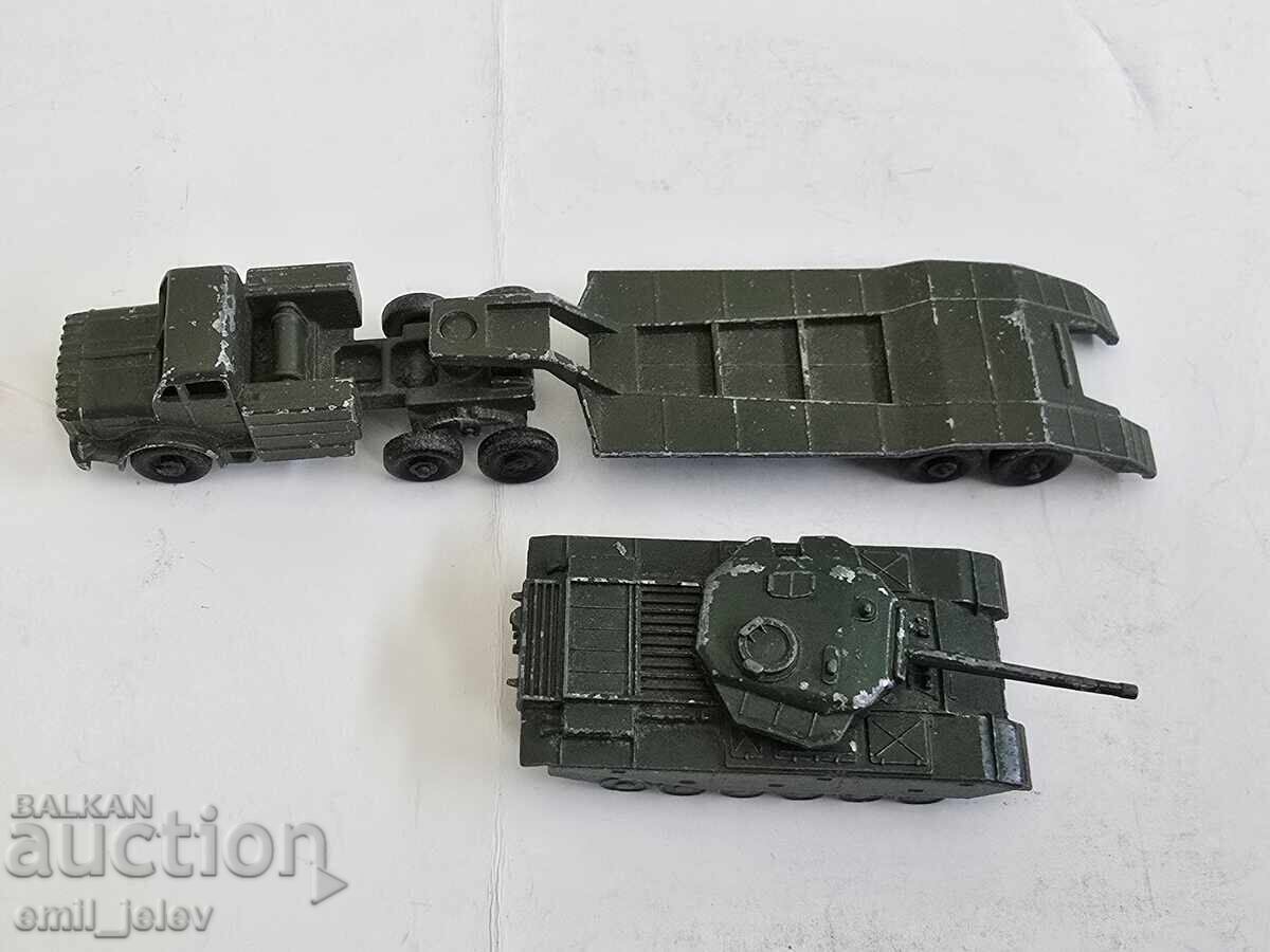 Matchbox No. M3 - Thorneycroft Antar Sankey 50t Tank Transporter - 5