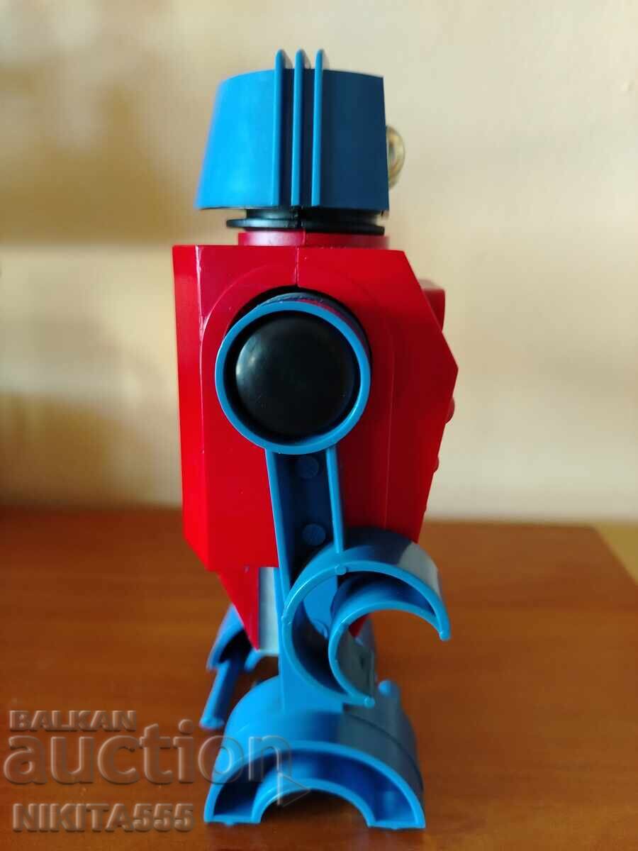 Българска рядка играчка космически робот - Ро-1 с цена 150.00 лв. | € 76.69 Българска рядка играчка космически робот - Ро-1 с цена 150.00 лв. | € 76.69