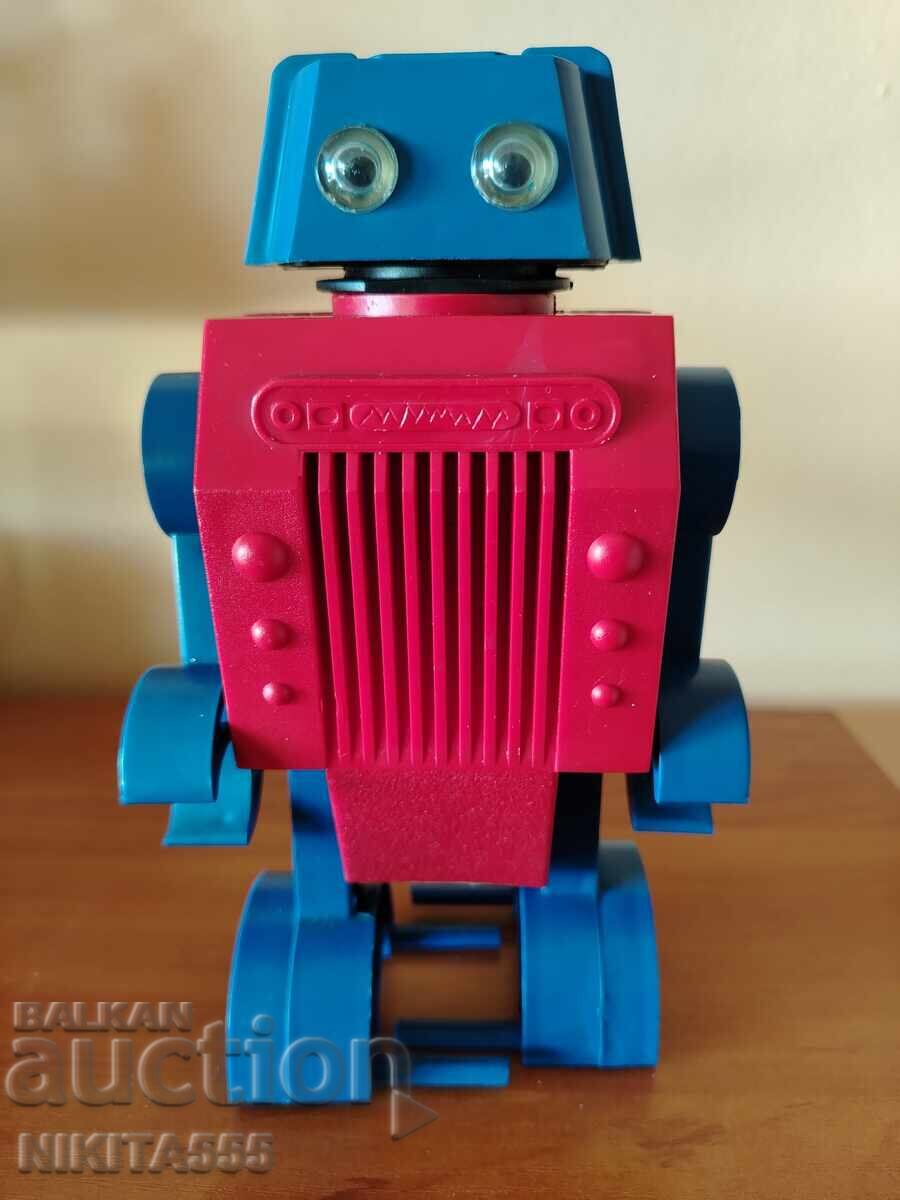 Българска рядка играчка космически робот - Ро-1 Българска рядка играчка космически робот - Ро-1