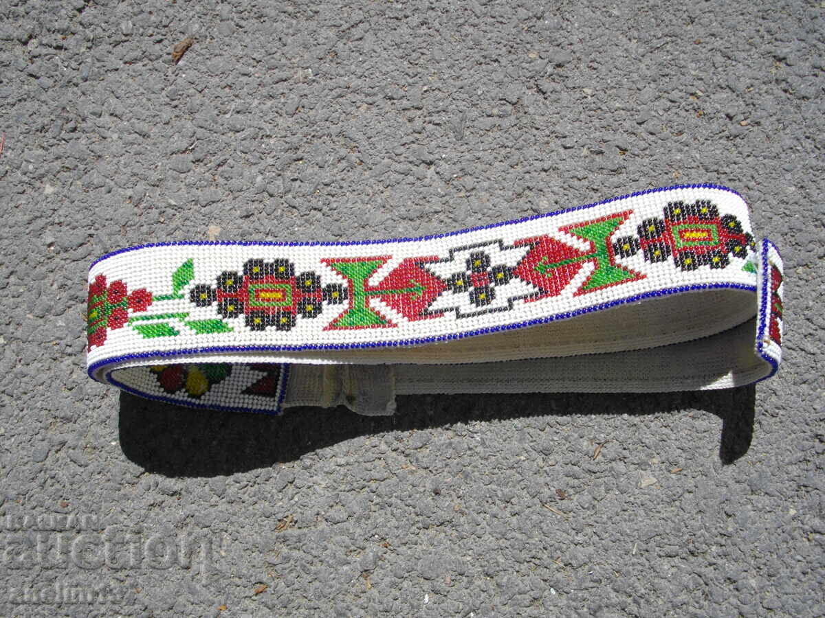 Centură veche pentru costum popular, mărgele, paiete, sclipici Centură veche pentru costum popular, mărgele, paiete, sclipici