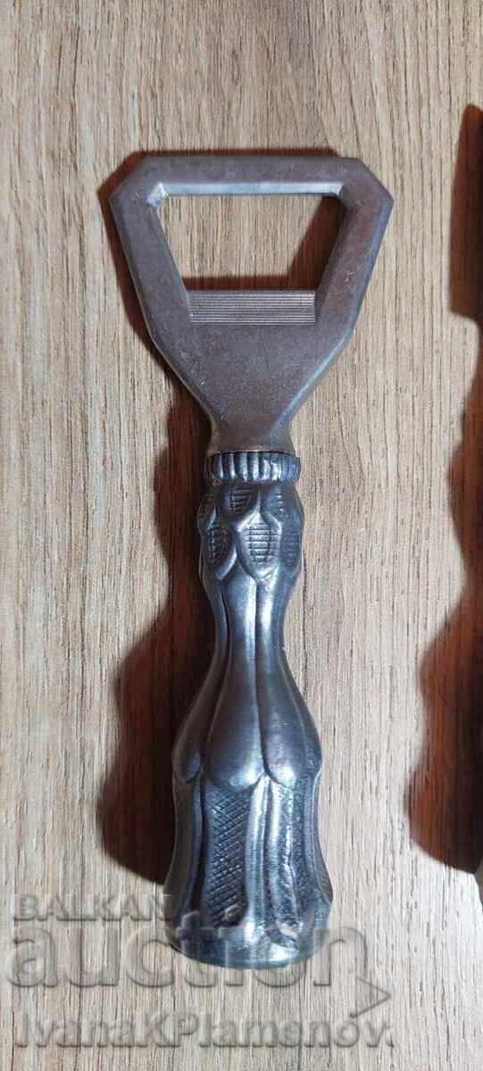 Set de deschizătoare de sticle, 3 bucăți, pentru cunoscători cu preț € 18.00 | 35.20 BGN Set de deschizătoare de sticle, 3 bucăți, pentru cunoscători cu preț € 18.00 | 35.20 BGN