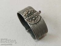 Brățară de argint din perioada Renașterii, bijuterie, colier