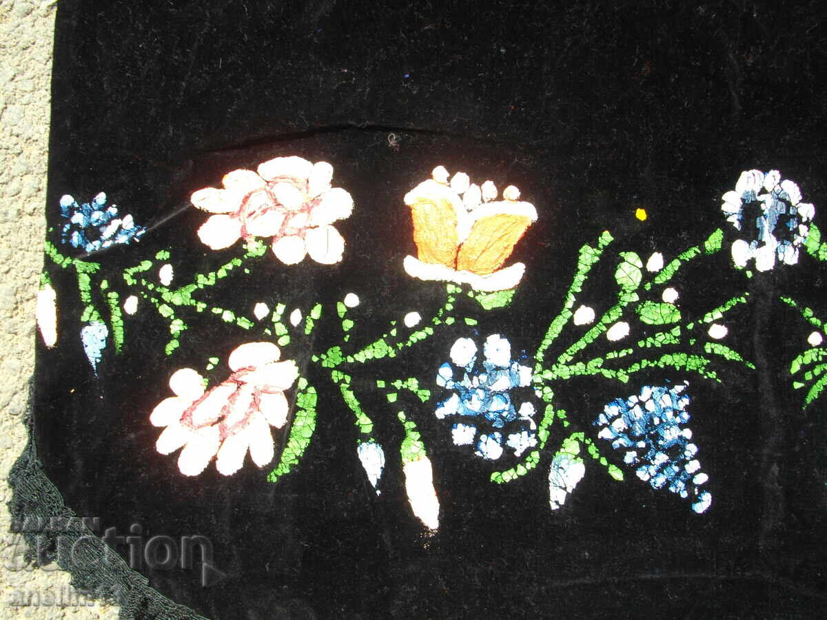 OLD HAND-PAINTED APRON FOR A TRADITIONAL COSTUME with price 65.00 BGN | € 33.23