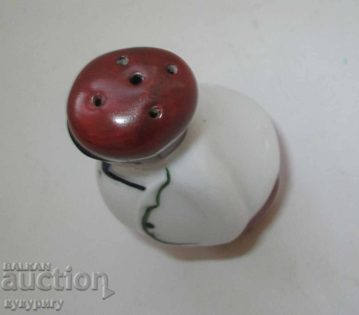 Доставка на Стара порцеланова солница статуетка фигура на шишко