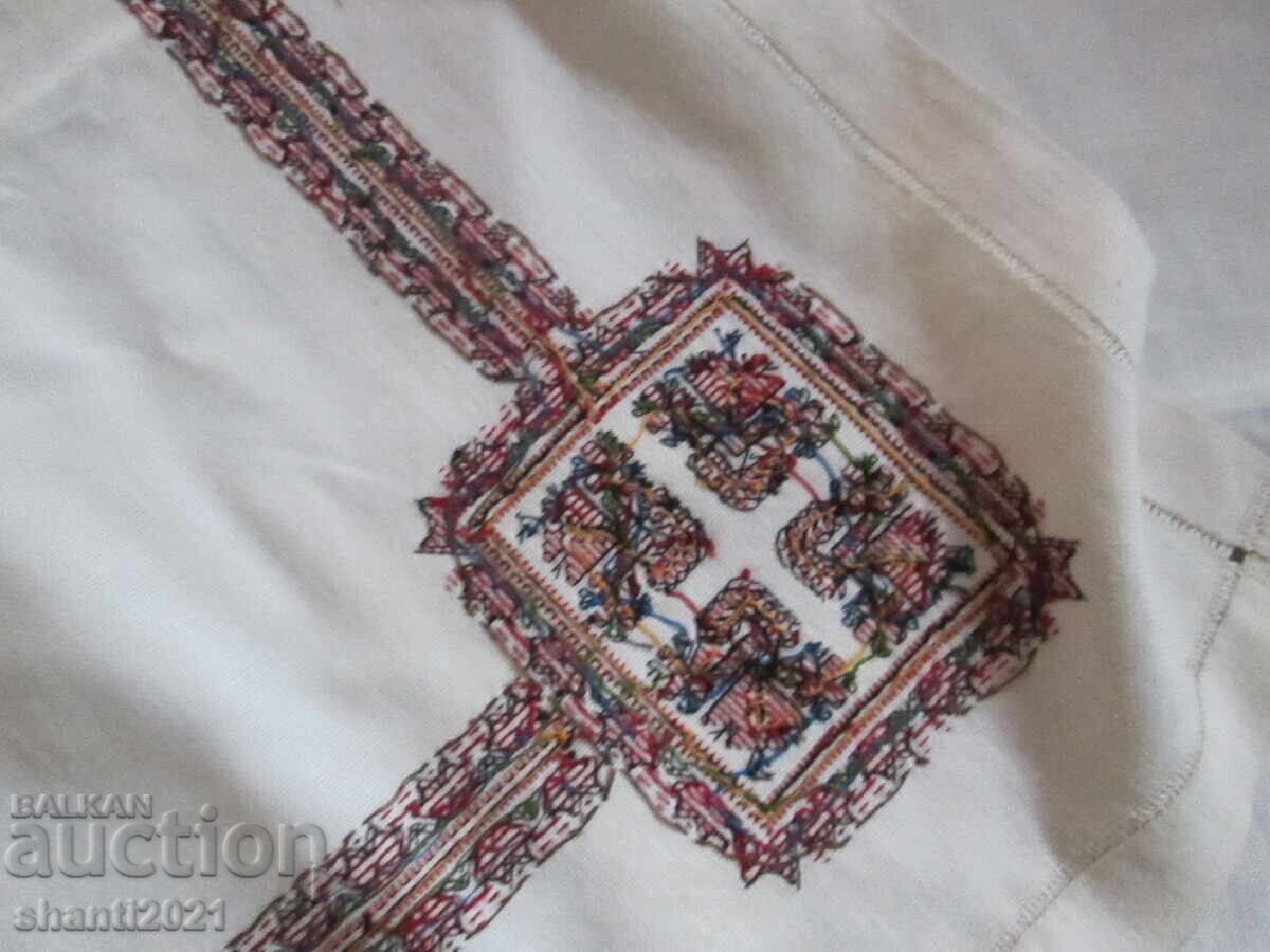 Hand-embroidered tablecloth, folk motifs, 145x145 cm - 6 Hand-embroidered tablecloth, folk motifs, 145x145 cm - 6