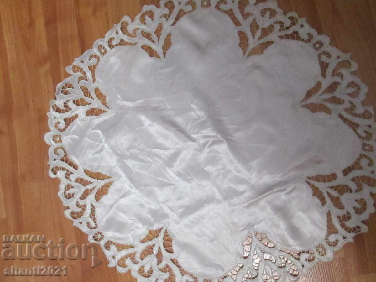 Κάλυμμα, καρέ - σατέν, κομμένη κεντητική, 60x54εκ - 7