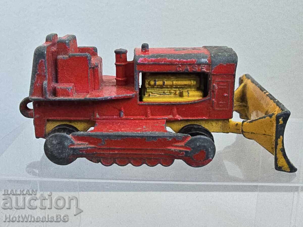 Matchbox LESNEY No.16D Case Bulldozer 1969 with price 8.99 BGN | € 4.60