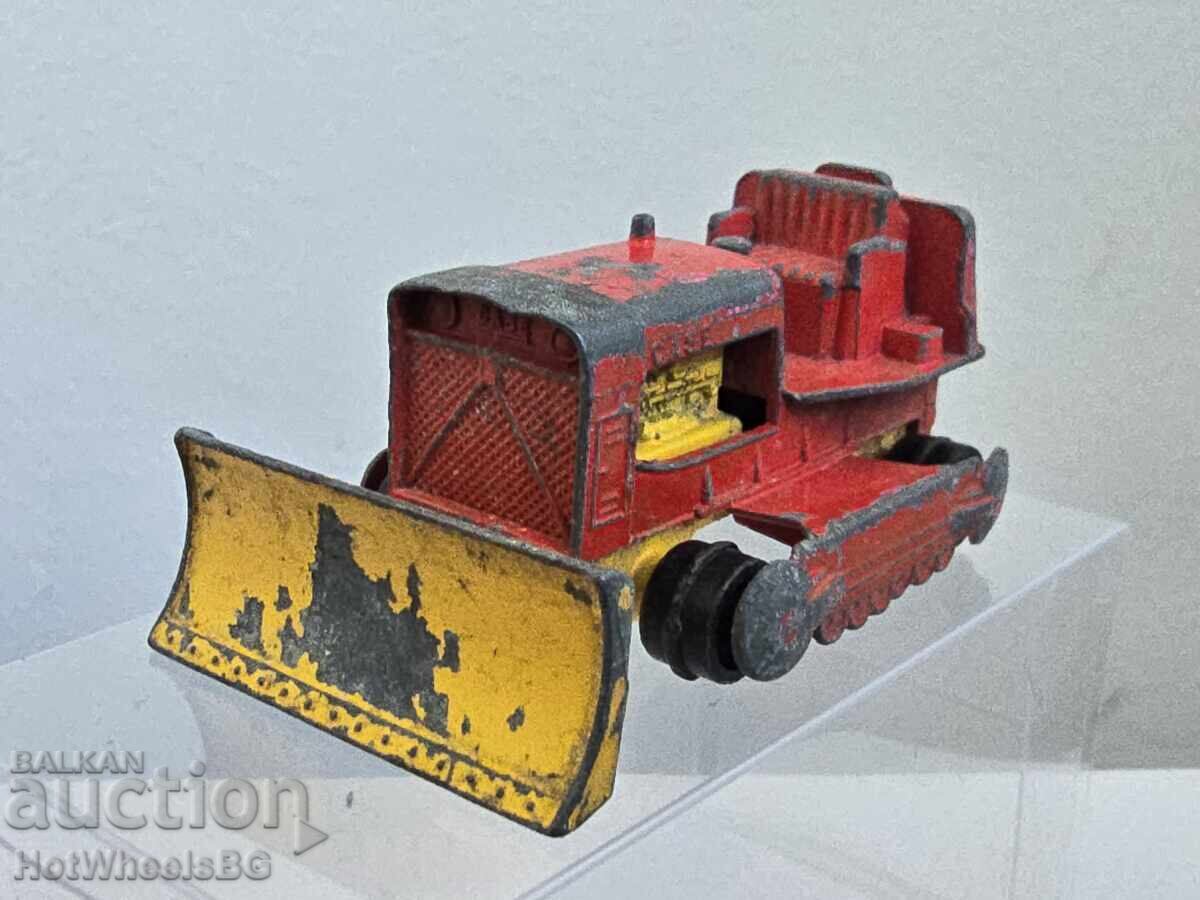 Auction  Matchbox LESNEY No.16D Case Bulldozer 1969