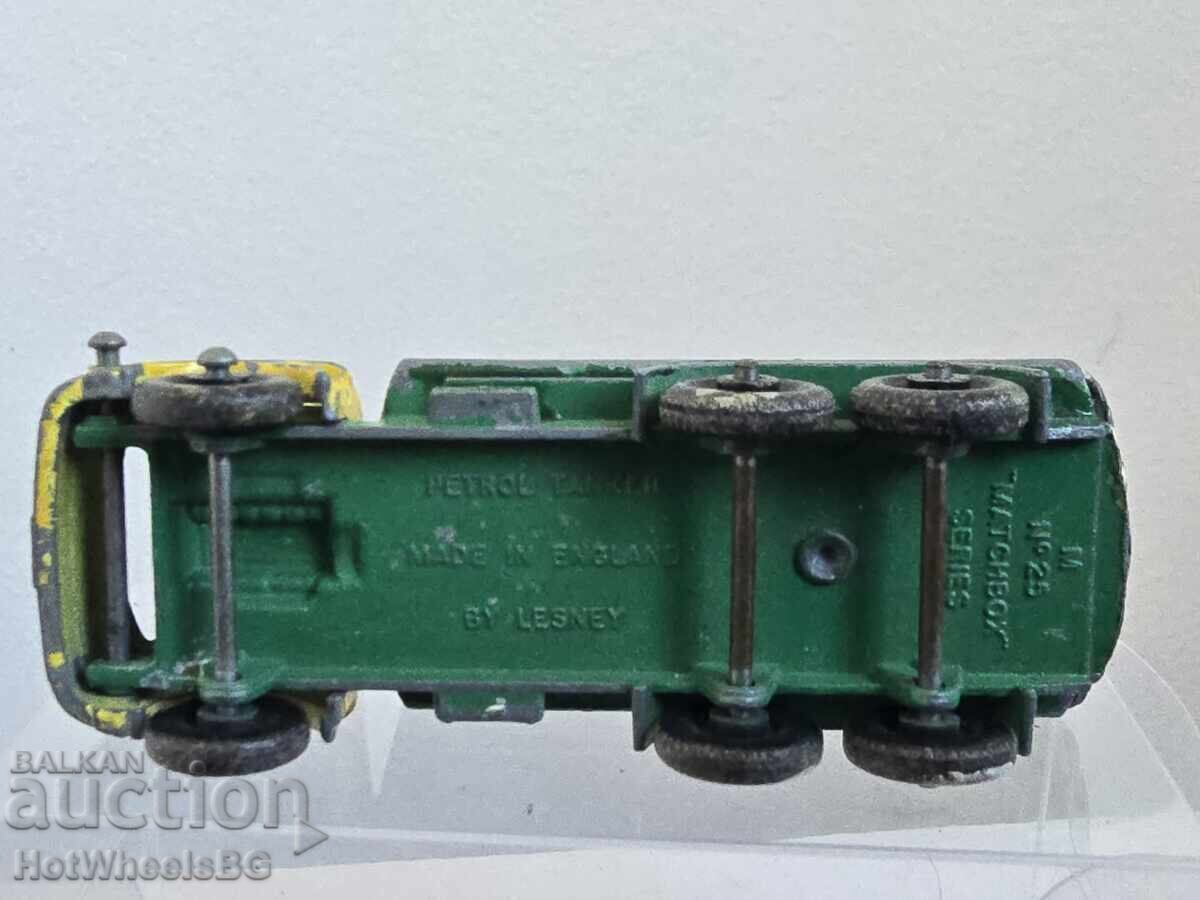Matchbox LESNEY No25C Cisternă de benzină Bedford 1964 - 6