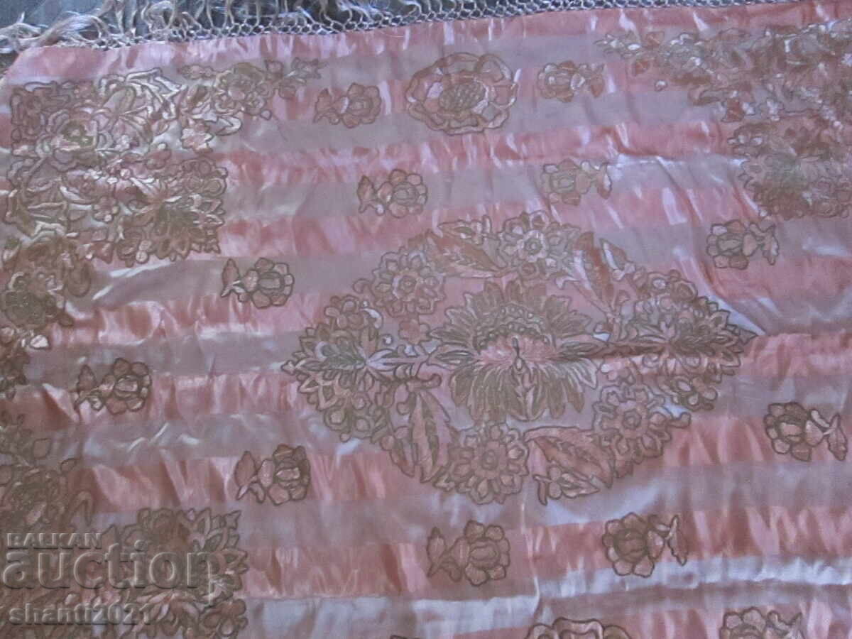 Delivery of Silk cover, goldwork embroidery and silk threads