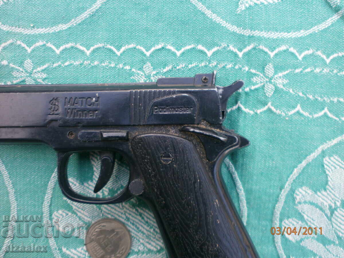 Metal pistol lighter works