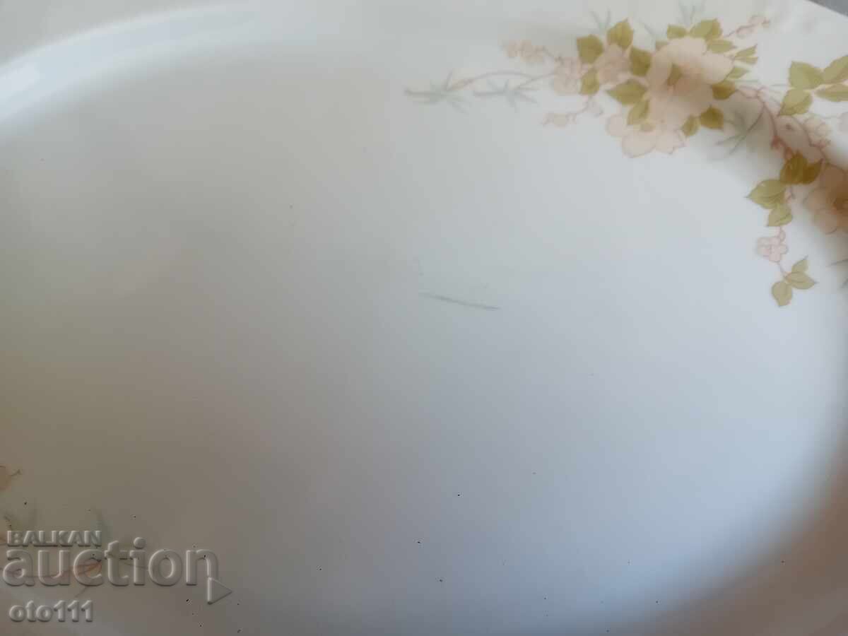 PLATOU VECHI DIN PORȚELAN, FARFURIE cu preț € 5.00 | 9.78 BGN