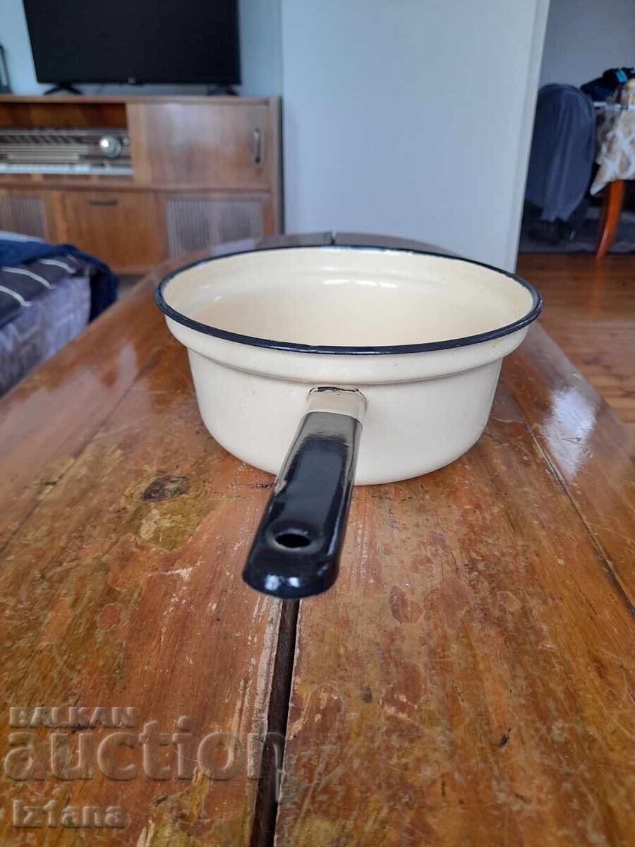 Παλαιό εμαγιέ σουρωτήρι, τρυπητό με τιμή 42.00 BGN | € 21.47