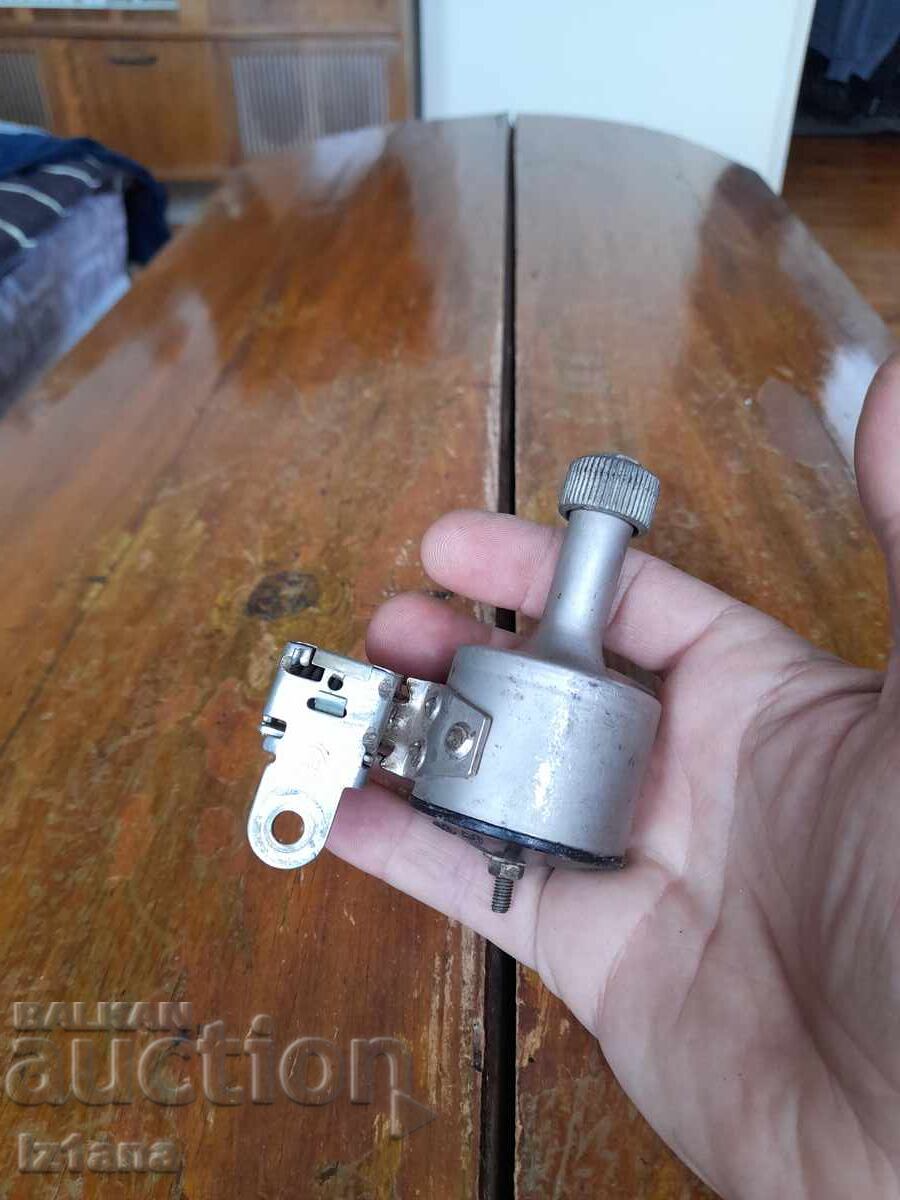 Livrarea Dinam vechi de bicicletă, roată