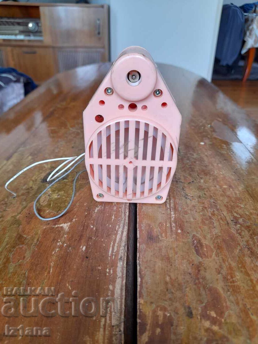 Стара детска музикална играчка с плочи